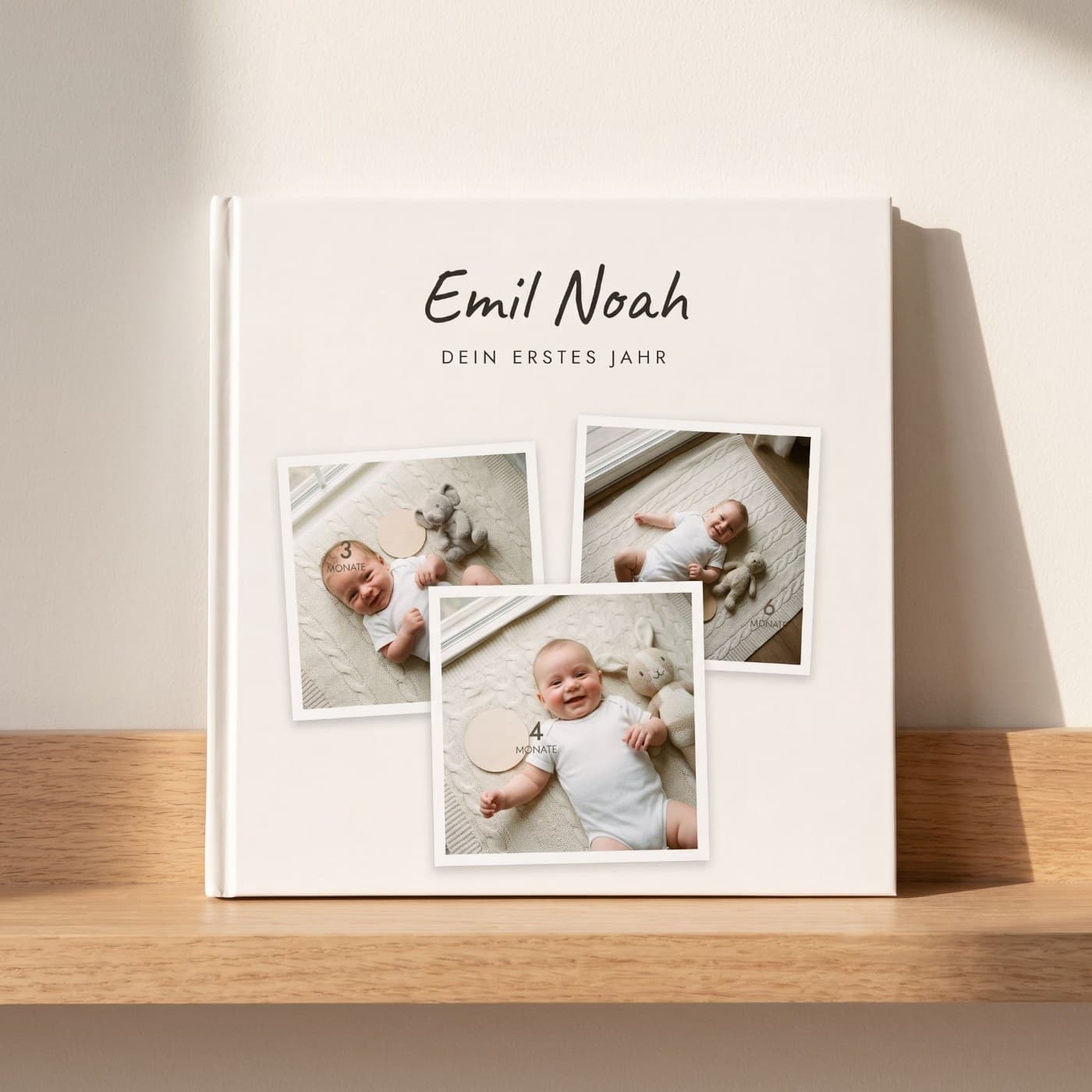 Das fertig gedruckte Fotobuch „Dein erstes Jahr (Polaroid)"