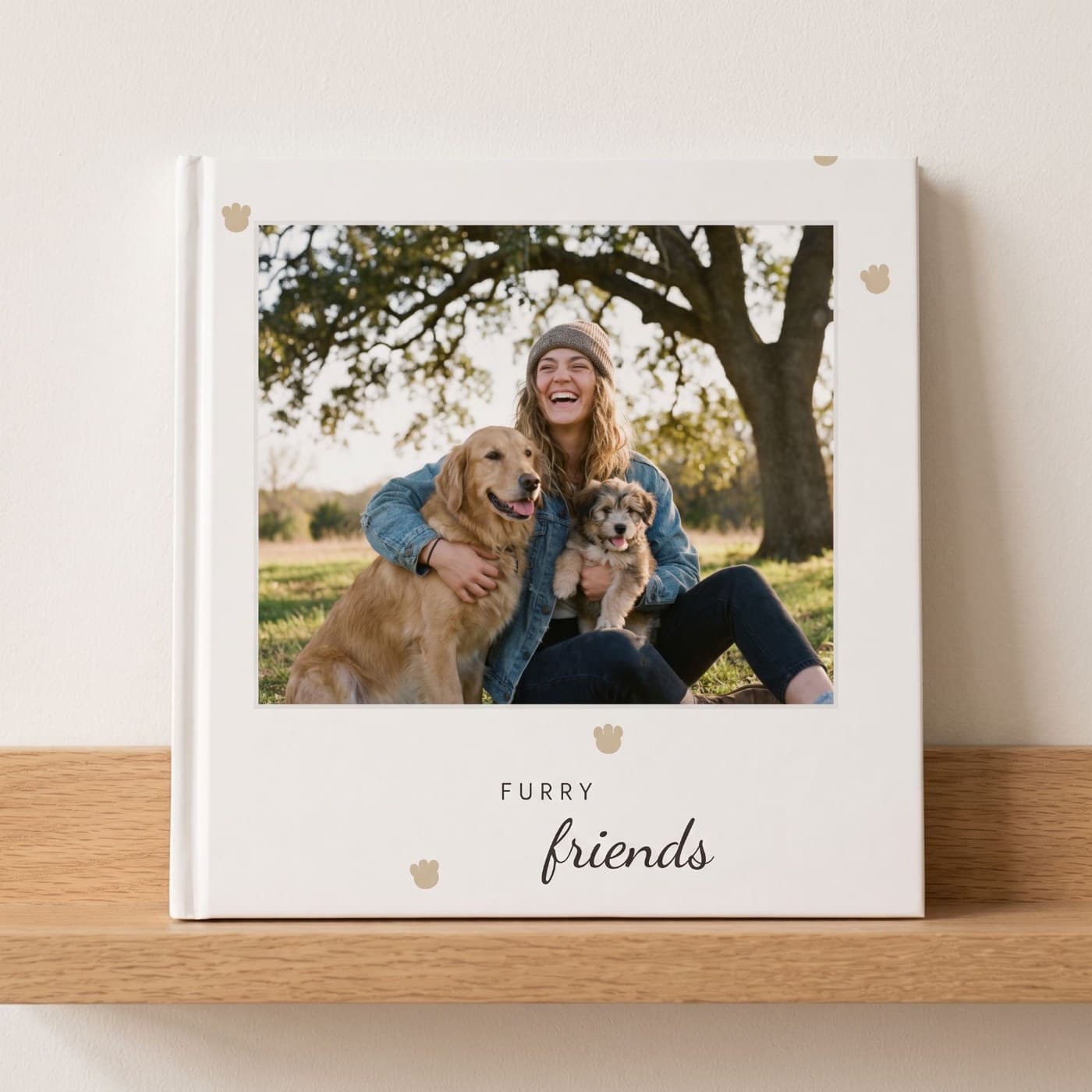 Das fertig gedruckte Fotobuch „Furry Friends"
