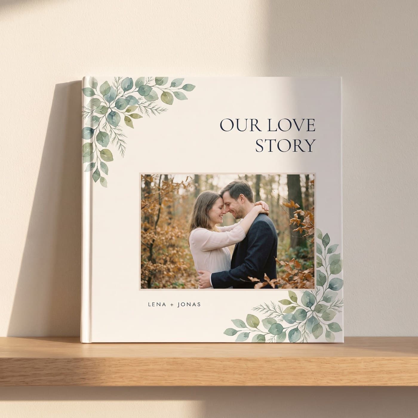 Das fertig gedruckte Fotobuch „Our Love Story"