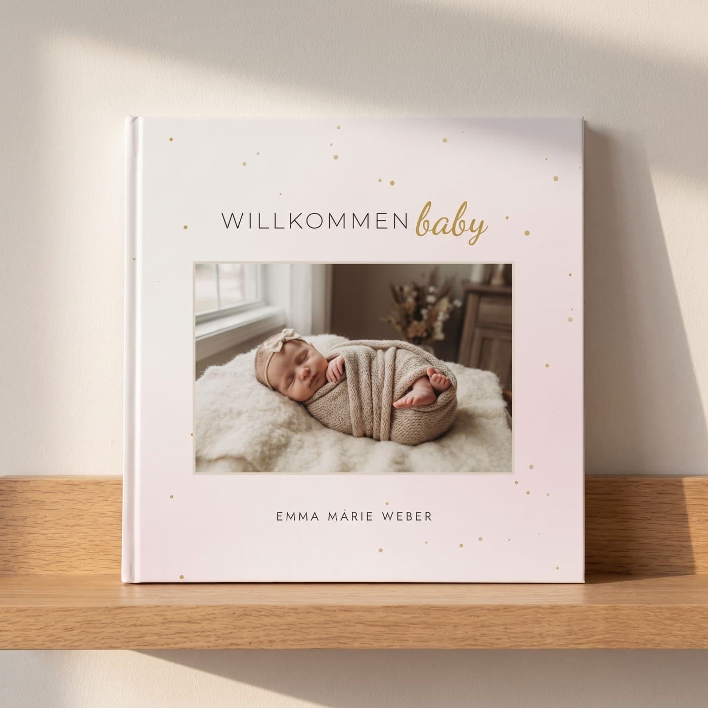 Das fertig gedruckte Fotobuch „Willkommen Baby"