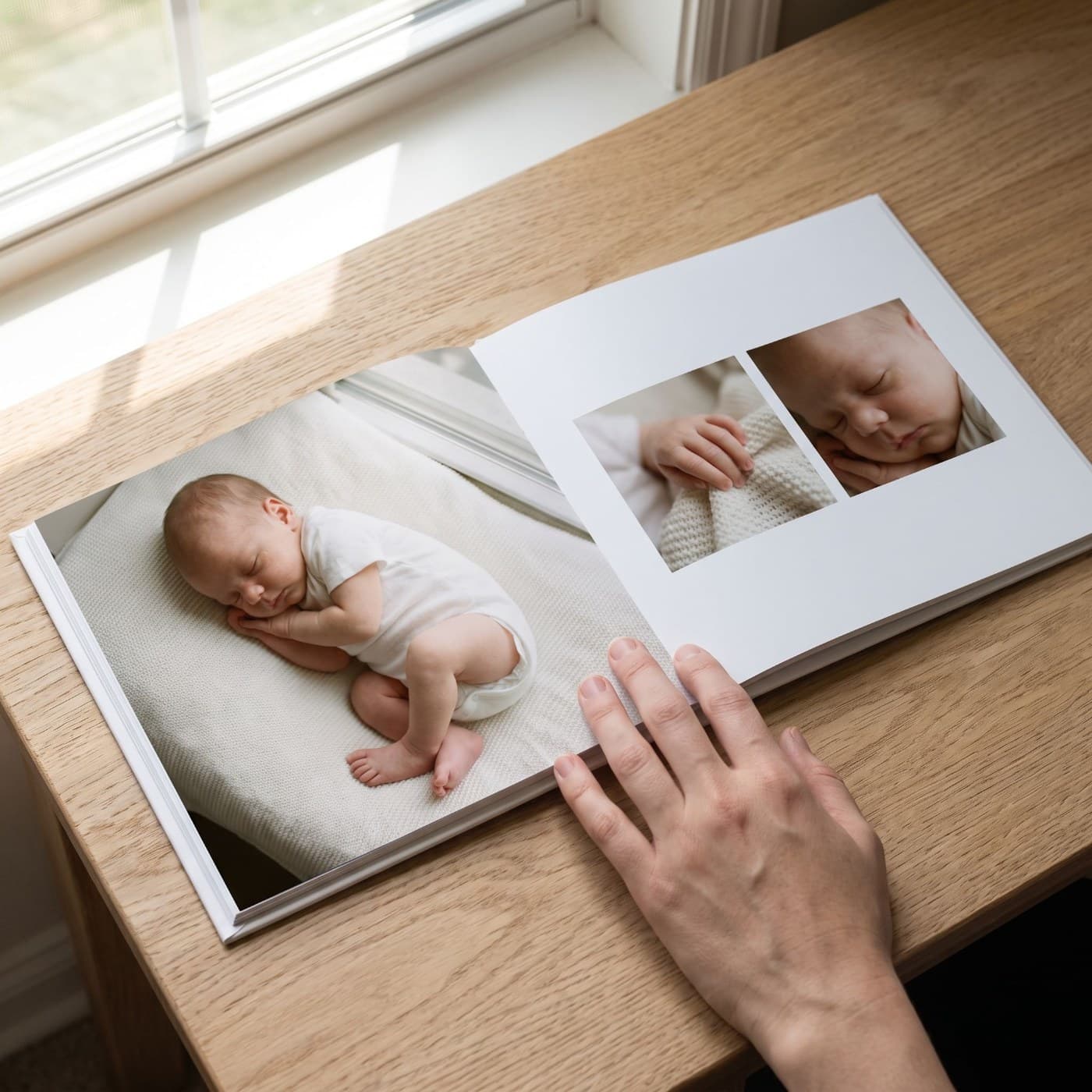 „Babyalbum Junge" aufgeschlagen — fertiges Seitenlayout