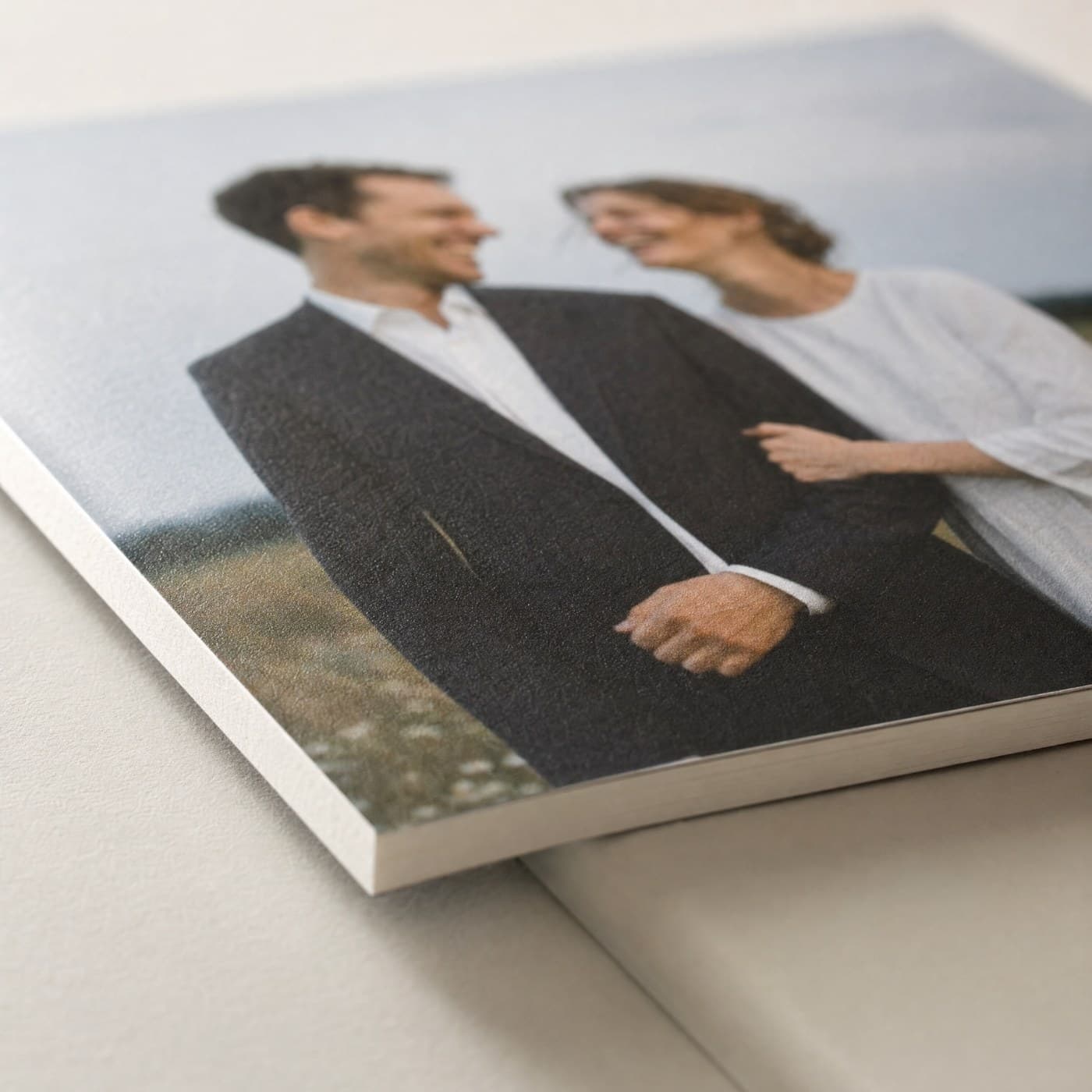 Nahaufnahme einer gedruckten Seite aus „Mr. & Mrs."